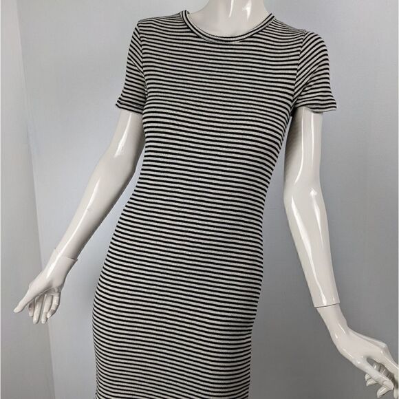 Brandy Melville striped black and white dress short sleeve mini One size - Picture 3 of 6